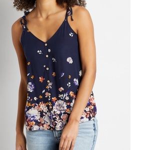 Maurice’s Medium floral Tank